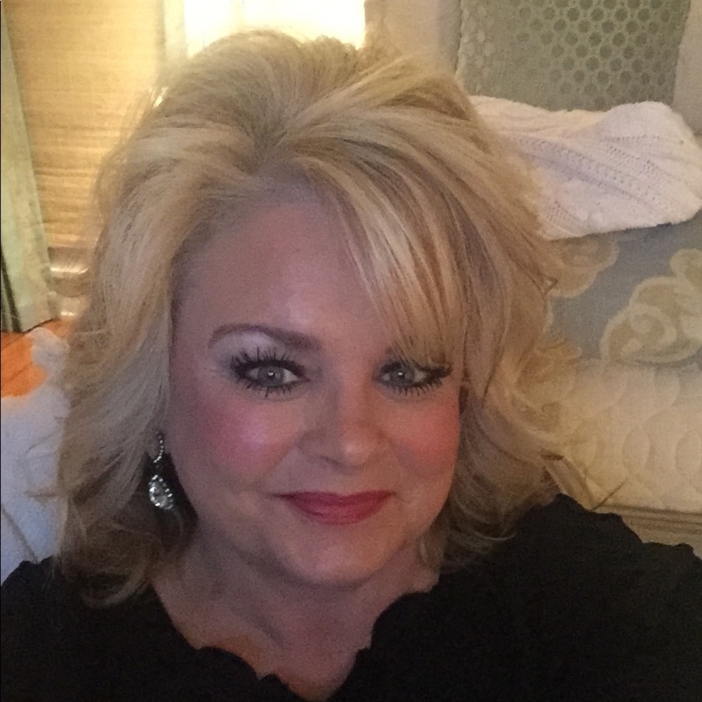 Meet your Posher, Karen
